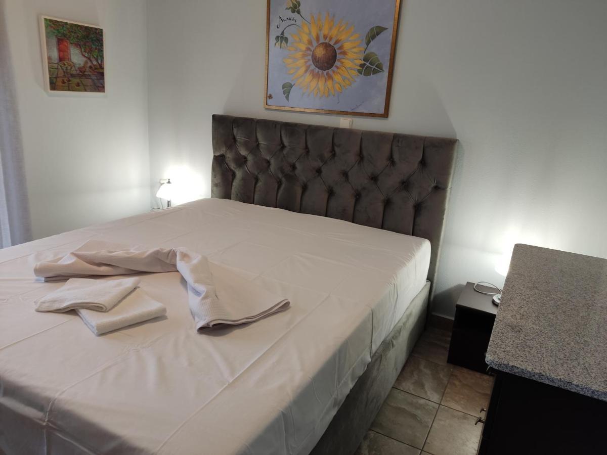 Olive Grove House Appartement Limenaria  Buitenkant foto