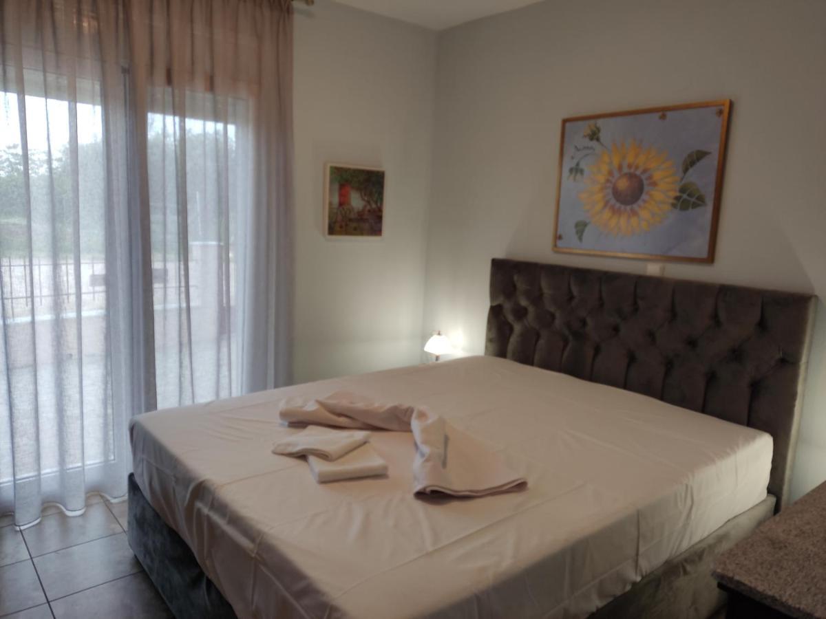 Olive Grove House Appartement Limenaria  Buitenkant foto