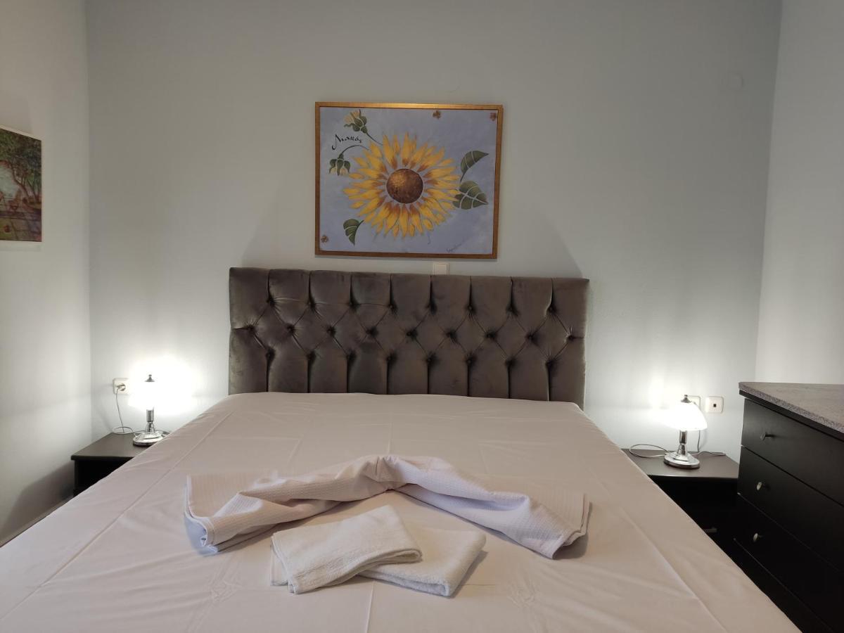Olive Grove House Appartement Limenaria  Buitenkant foto