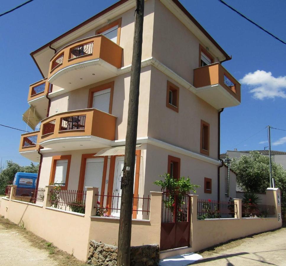 Olive Grove House Appartement Limenaria  Buitenkant foto